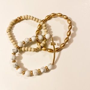 NWT Semi Precious Stone Stretch Bracelet